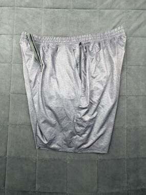 Tasc performance Short XL Charcoal Heather Athletic Shorts